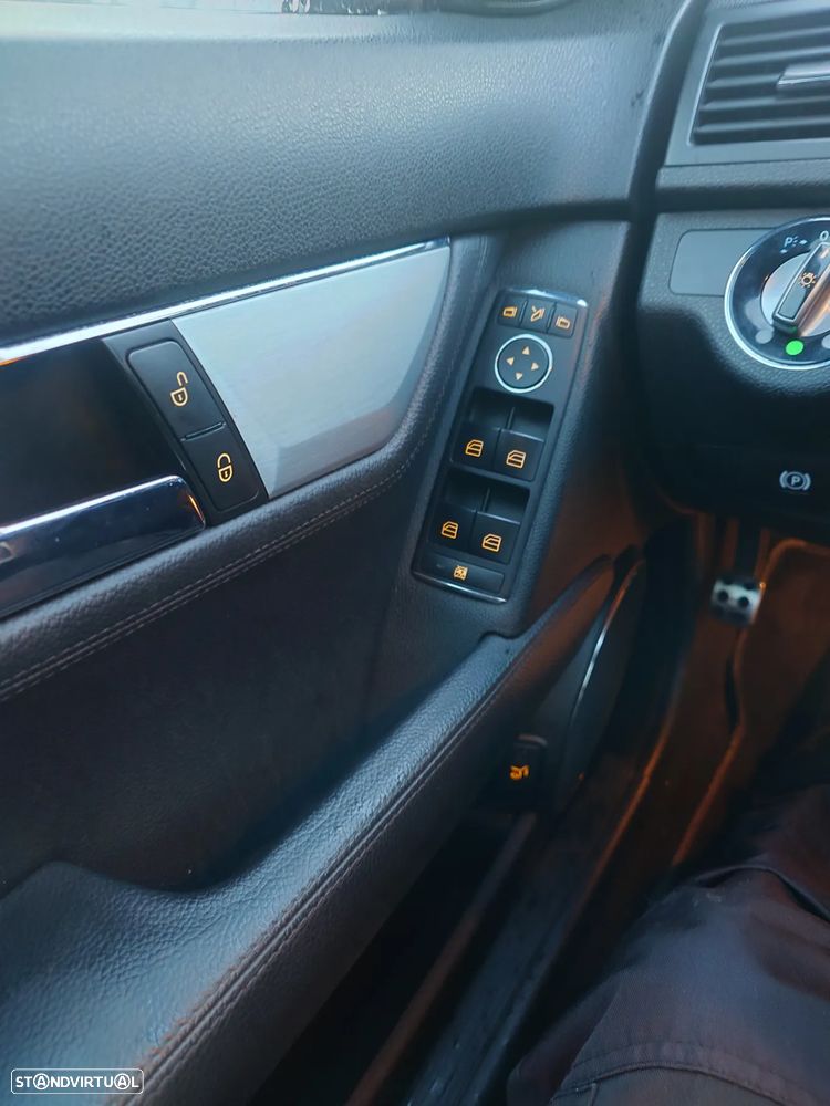 Mercedes-Benz C 200 K Avantgarde Aut. - 12