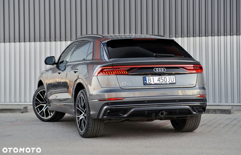 Audi Q8 55 TFSI quattro tiptronic - 10