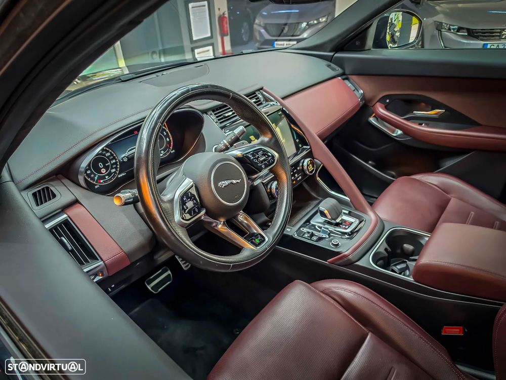 Jaguar E-Pace 1.5 P300e R-Dynamic HSE AWD Aut. - 20