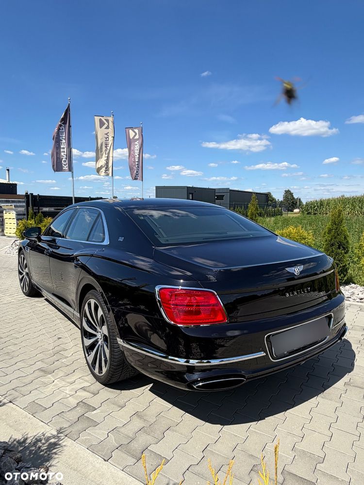 Bentley Flying Spur W12 S - 11