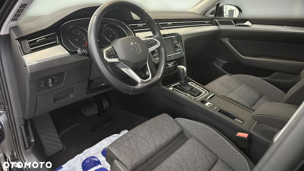 Volkswagen Passat 2.0 TDI EVO Business DSG - 10