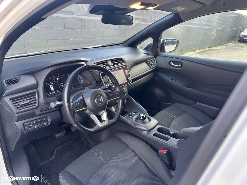 Nissan Leaf 39 kWh Acenta - 11