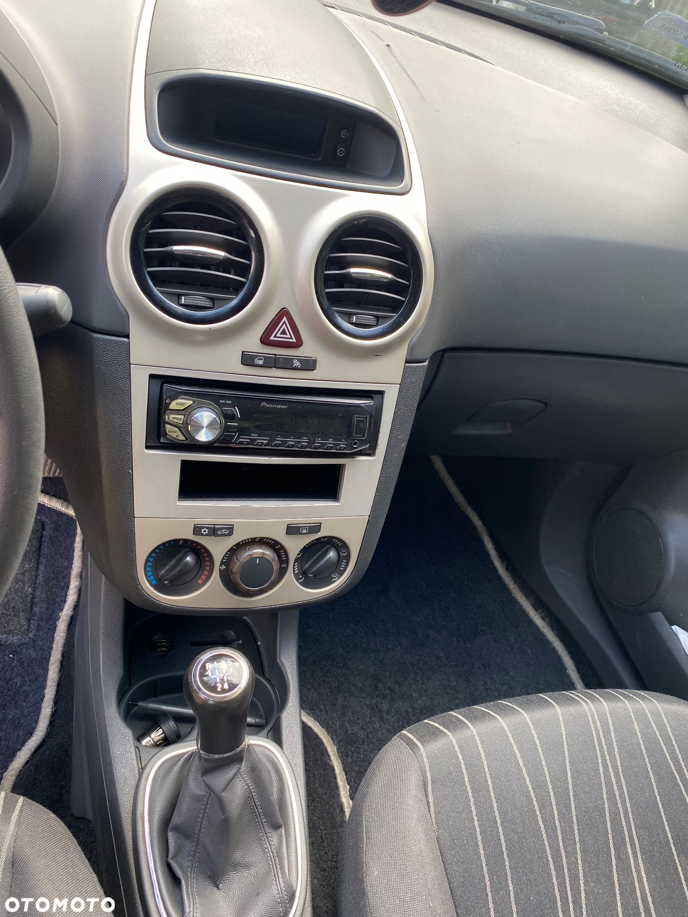 Opel Corsa - 34