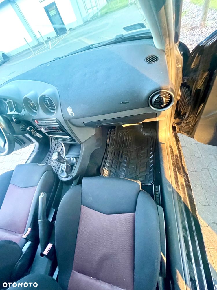 Seat Ibiza SC 1.4 16V Sport - 9