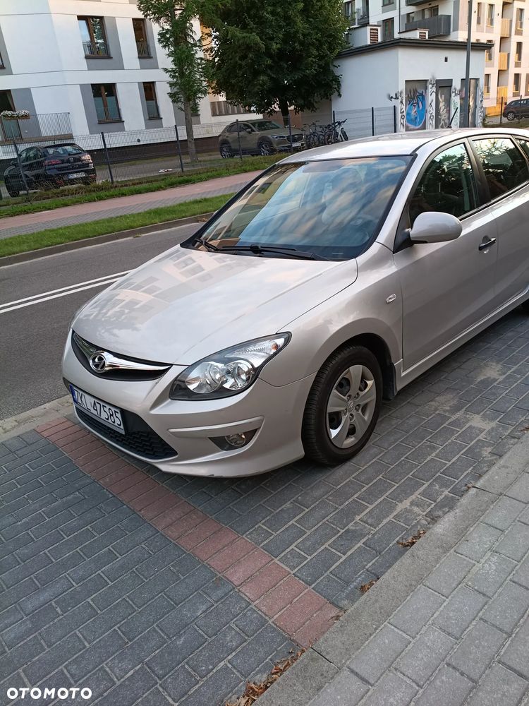 Hyundai i30 1.6 CRDi Classic + - 1