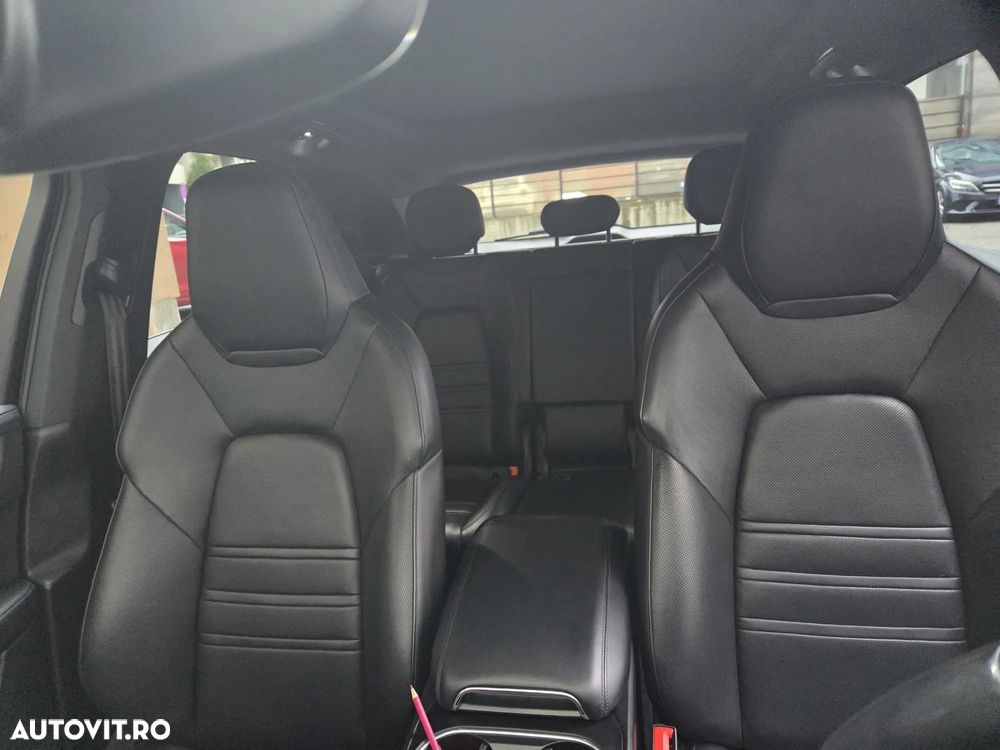 Porsche Cayenne Tiptronic S - 6