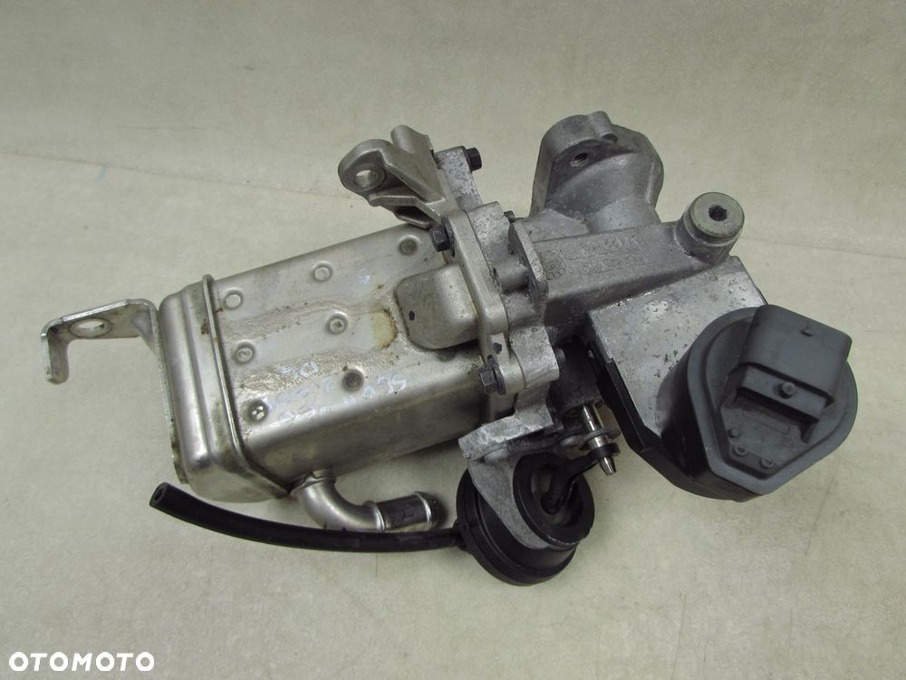 VOLVO S60 II V60 XC60 13-18 2.0 D3 D4 ZAWOR CHLODNICZKA SPALIN EGR 31422119 31422315 - 4