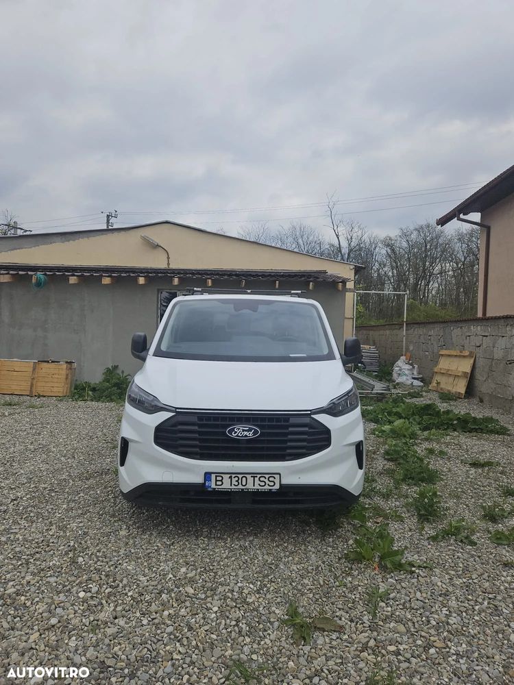 Ford Transit - 1