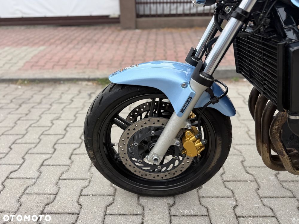 Honda CBF - 22