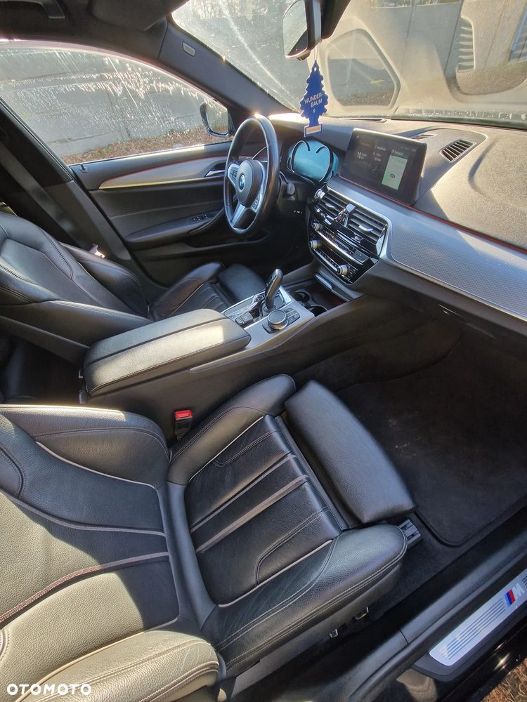 BMW Seria 5 520d xDrive M Sport Edition - 6