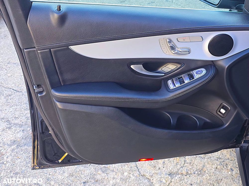 Mercedes-Benz GLC 300 d 4MATIC - 6