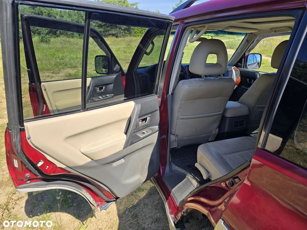 Mitsubishi Montero 3.8 Limited - 14