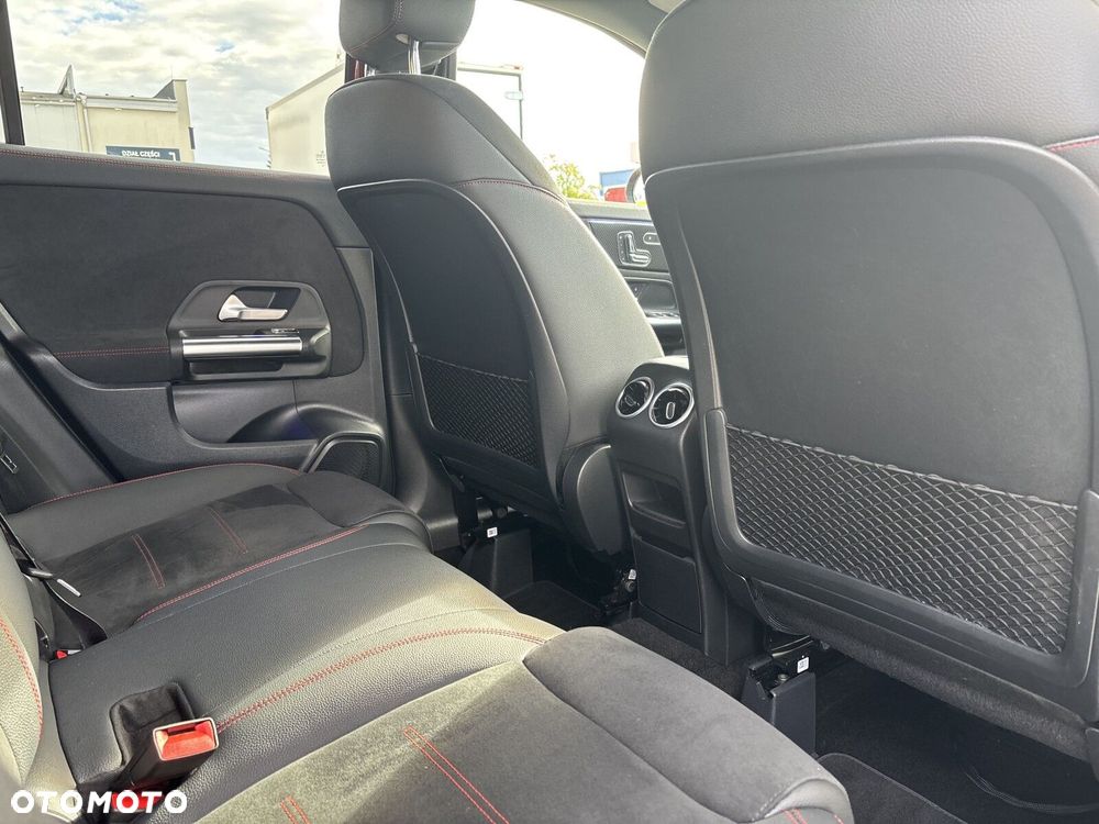 Mercedes-Benz GLA 200 mHEV AMG Line 7G-DCT - 21