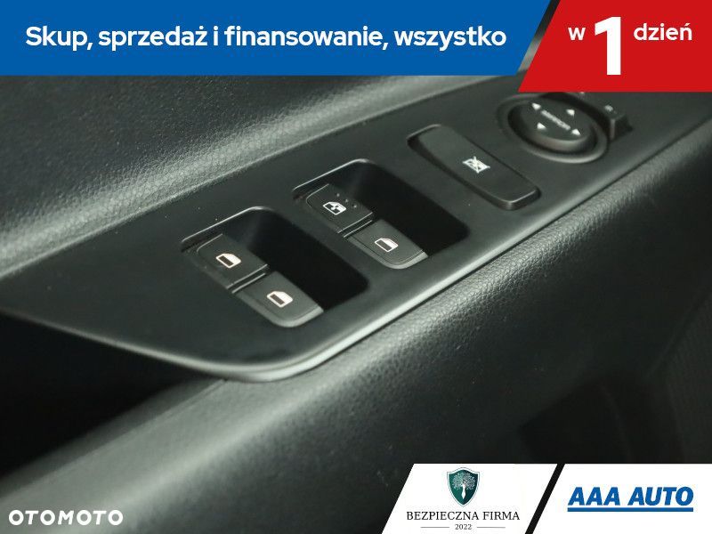 Kia Stonic - 17
