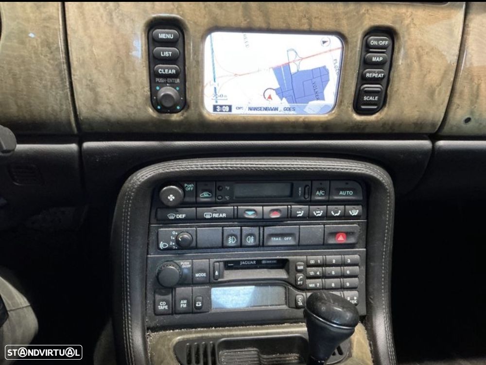 Jaguar XK XK8 4.0 Coupé Sport - 9