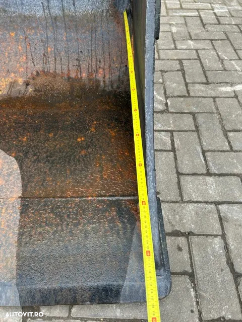 Cupa de taluzat cu prindere pe bolturi - 6