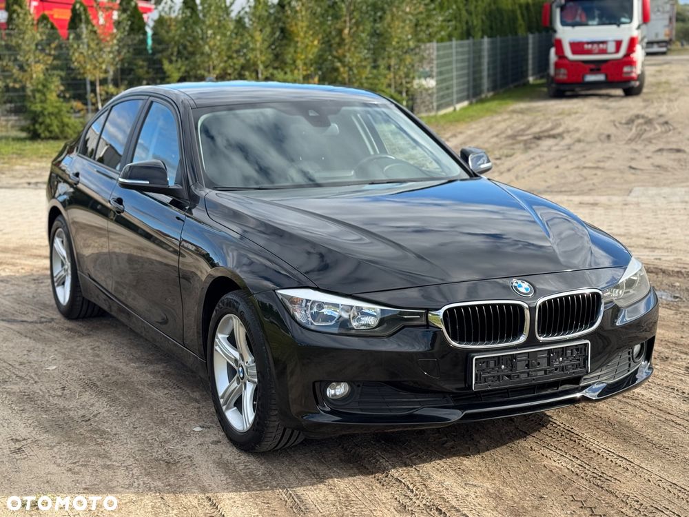 BMW Seria 3 316i M Sport - 3