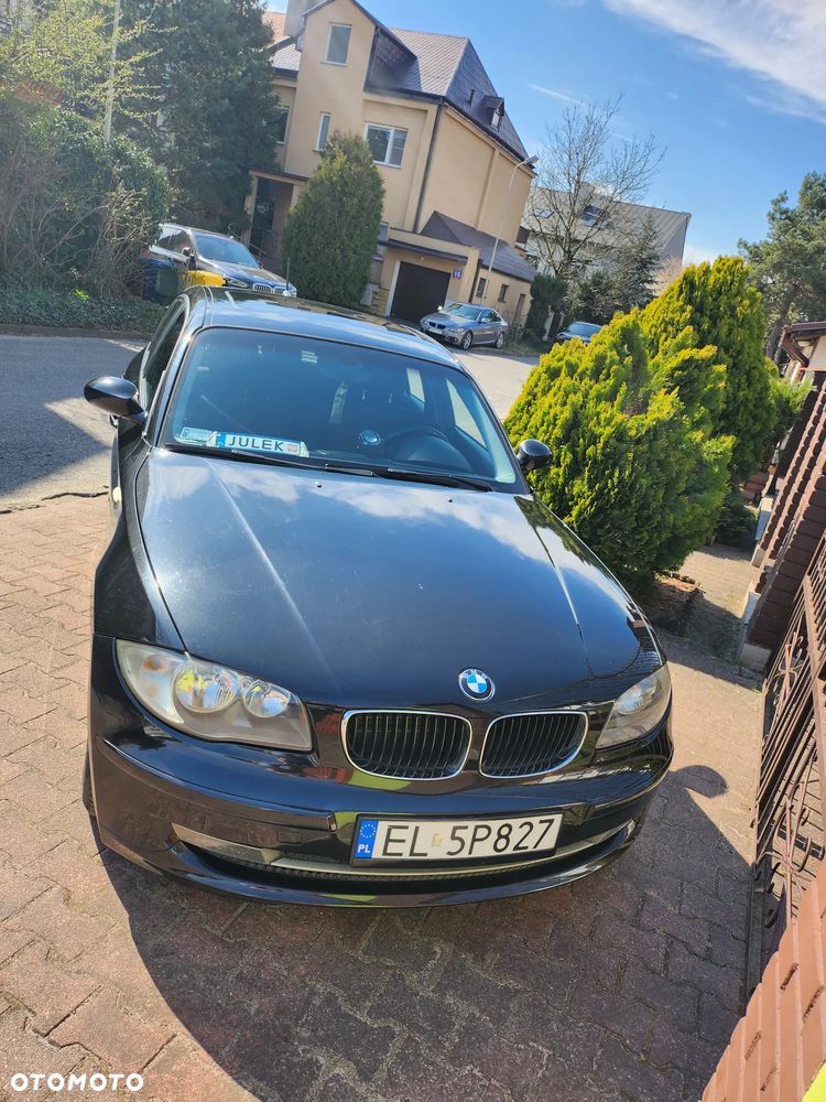 BMW Seria 1 120i - 12