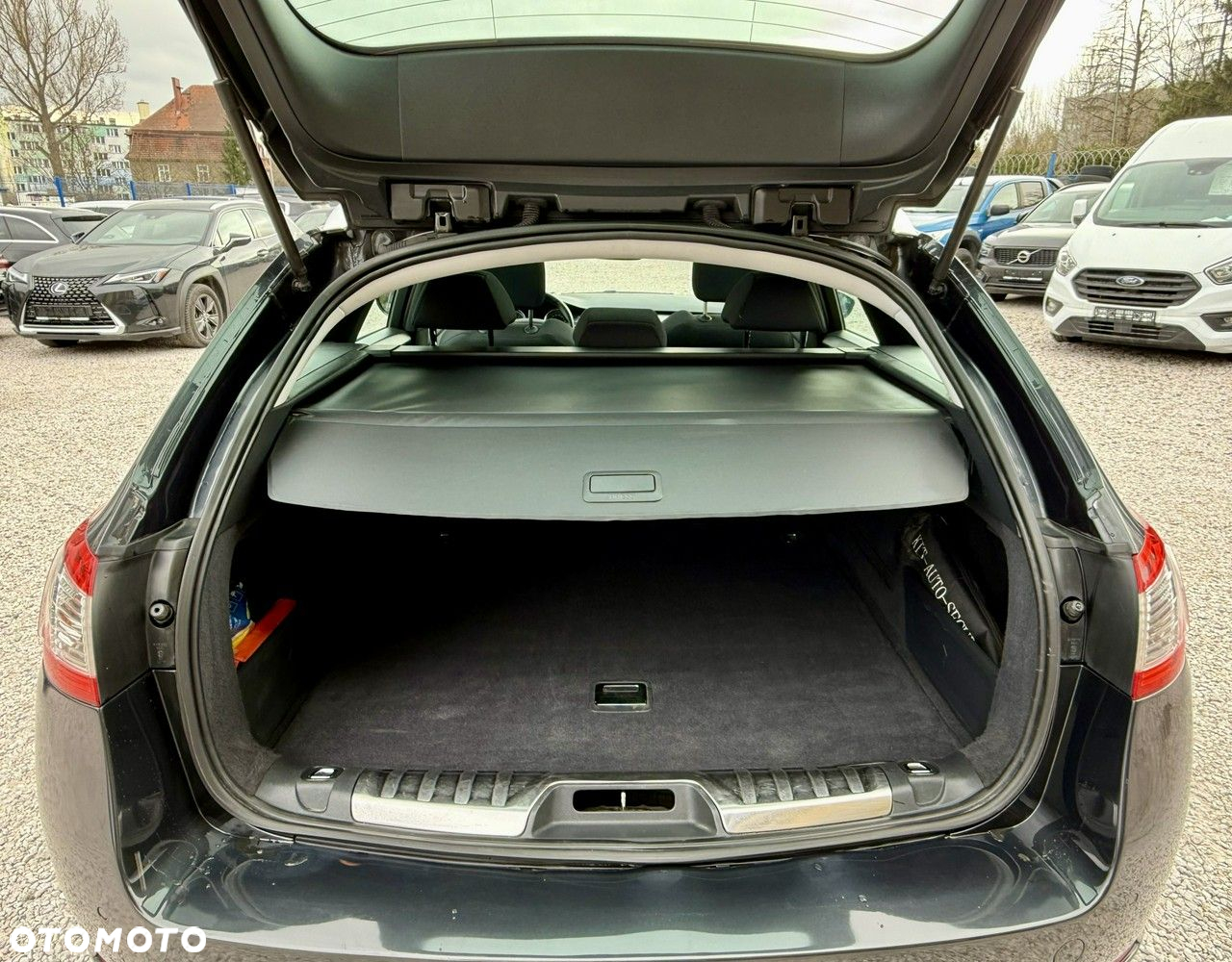 Peugeot 508 SW HDi FAP 140 Allure - 12