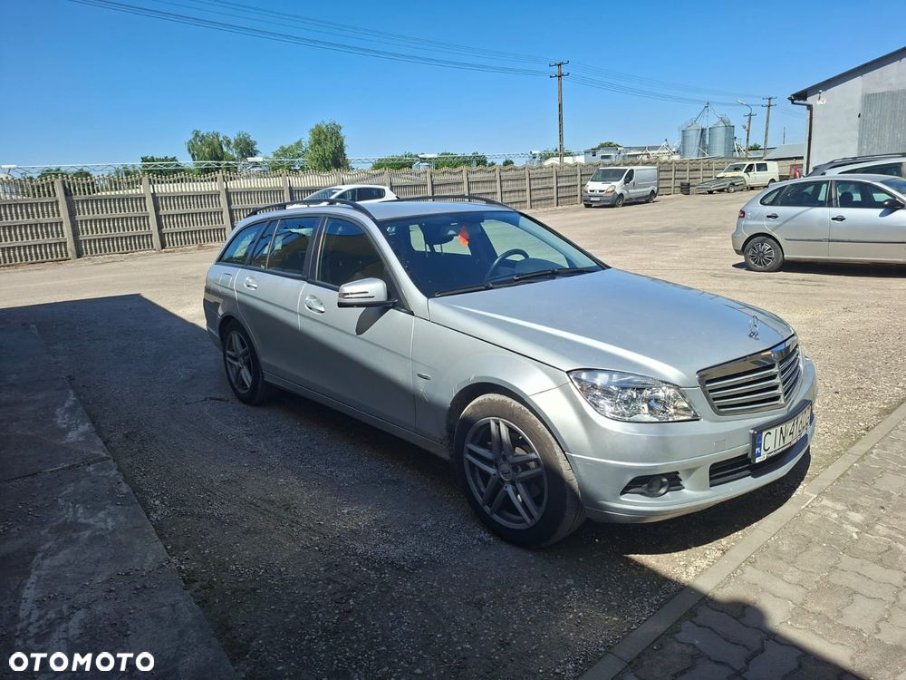 Mercedes-Benz Klasa C 200 CDI BlueEff Elegance - 2