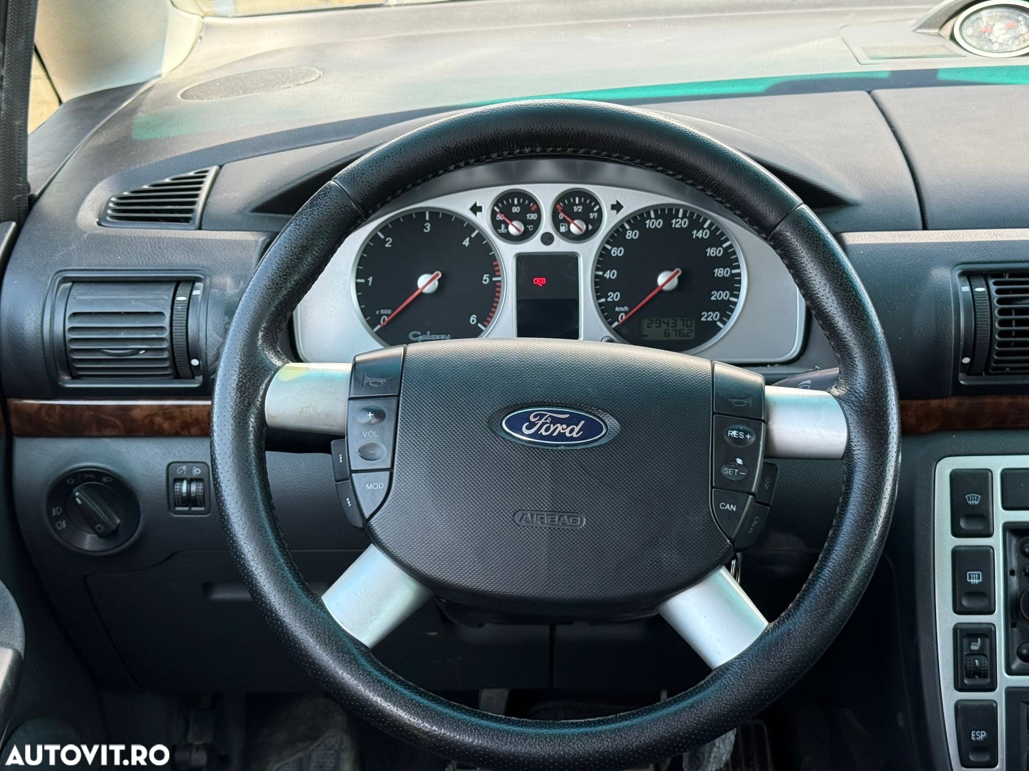Ford Galaxy 1.9TD Trend - 14