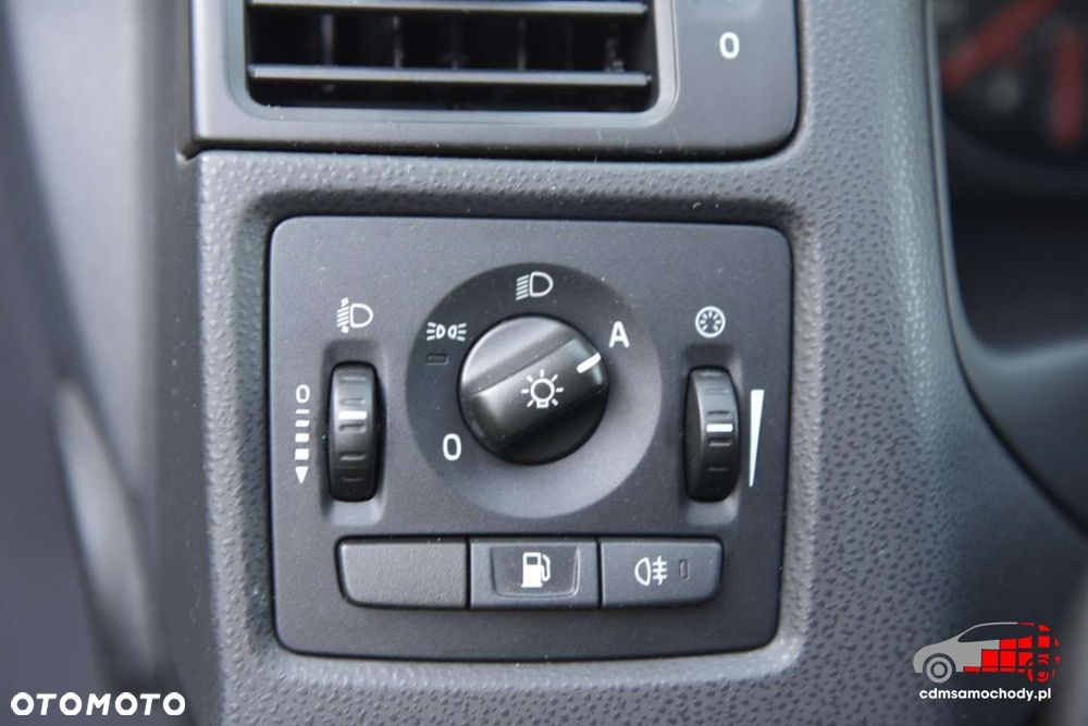 Volvo V50 - 31