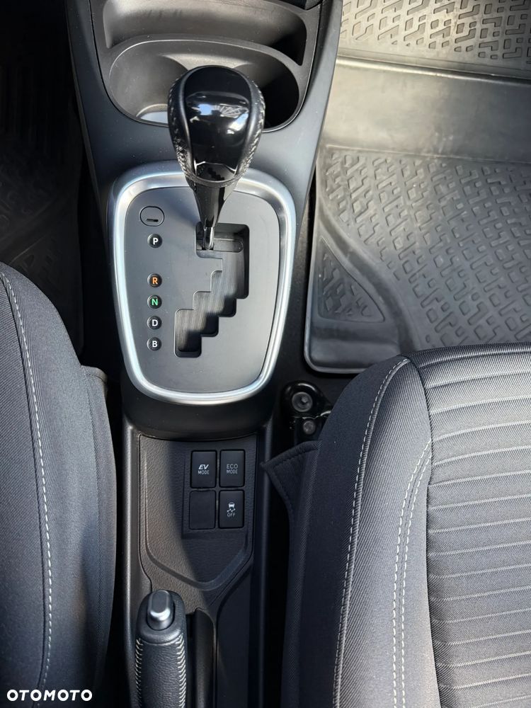 Toyota Yaris - 21