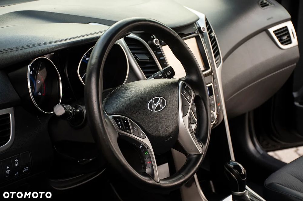 Hyundai i30 - 29