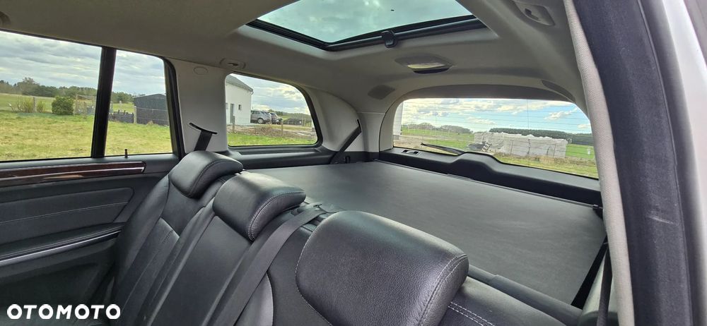 Mercedes-Benz GL 450 - 23