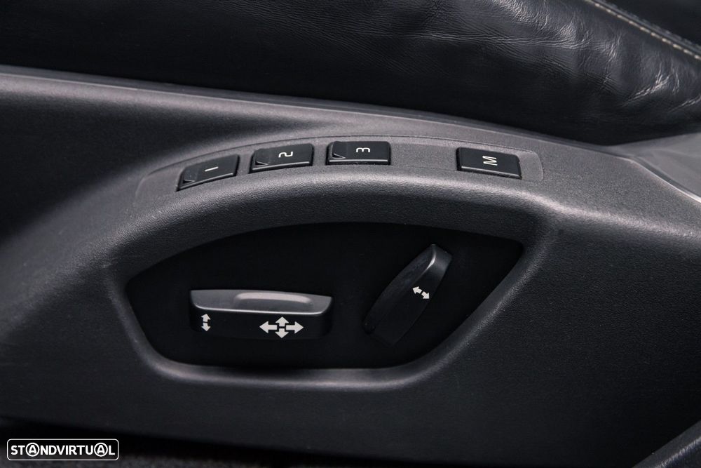 Volvo V60 2.4 D6 Momentum AWD Phev - 21