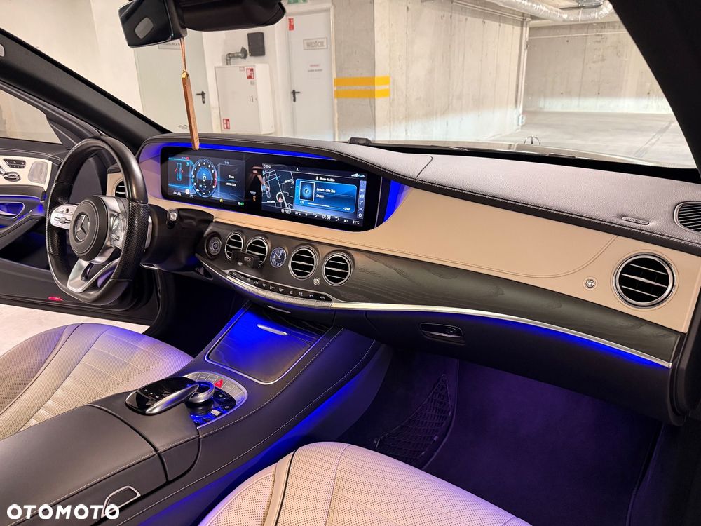 Mercedes-Benz Klasa S 560 4-Matic L 9G-TRONIC - 23