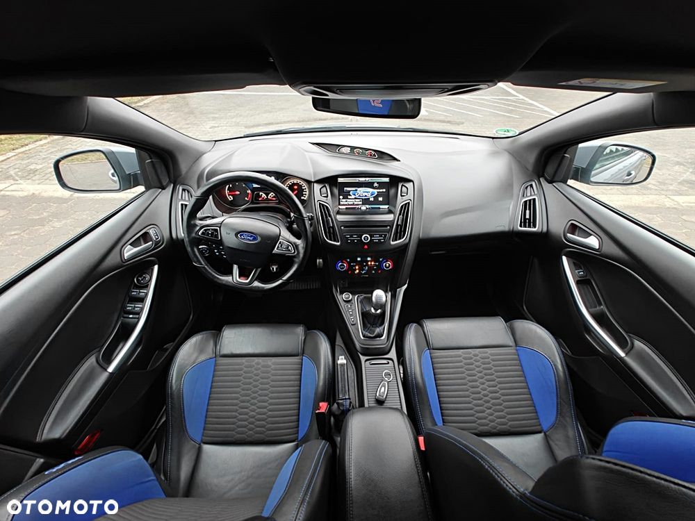 Ford Focus 2.0 TDCi ST - 26