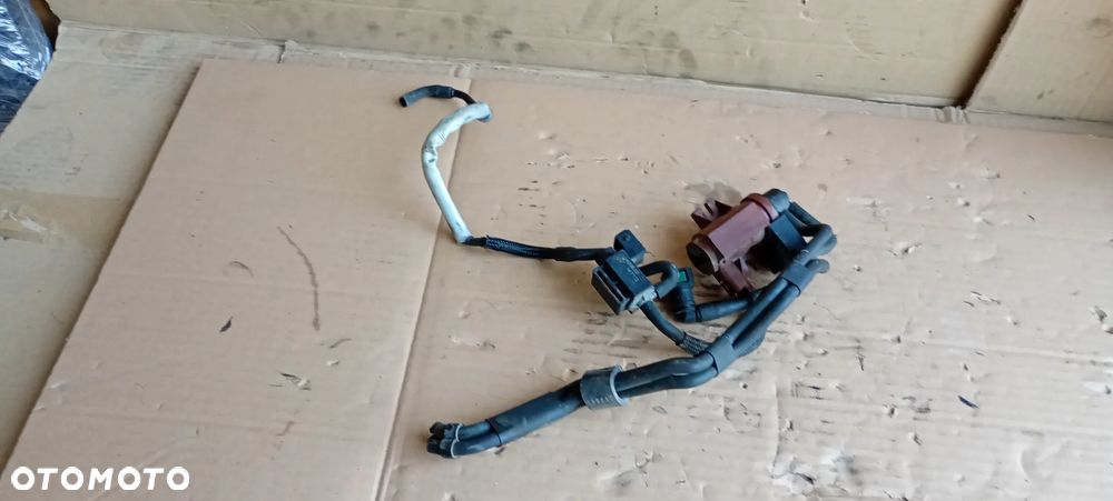 Zawór podciśnienia zaworek zaworki Ford Kuga MK2 2.0 TDCI 6G9Q-9E882-CB - 1