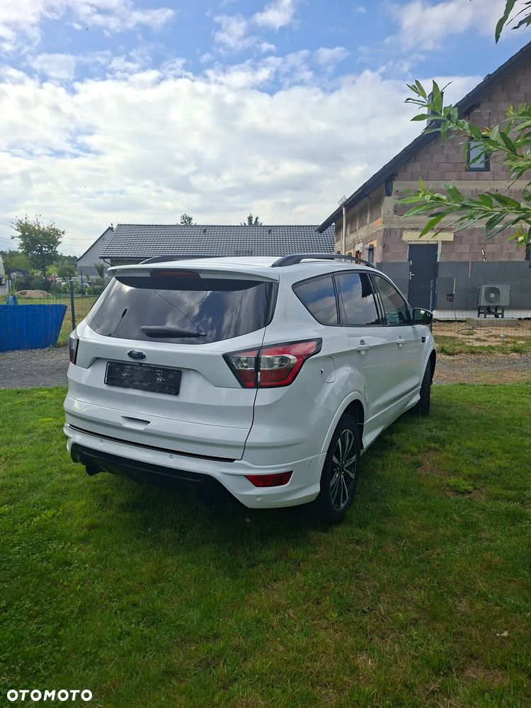 Ford Kuga - 15