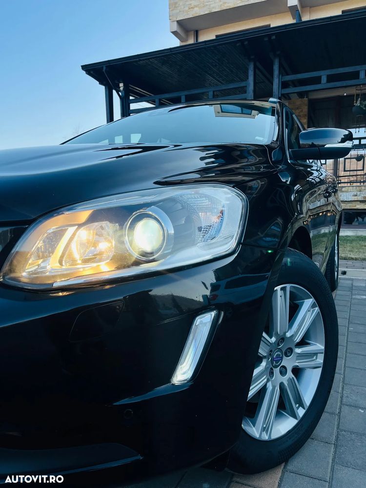 Volvo XC 60 D4 Momentum - 5