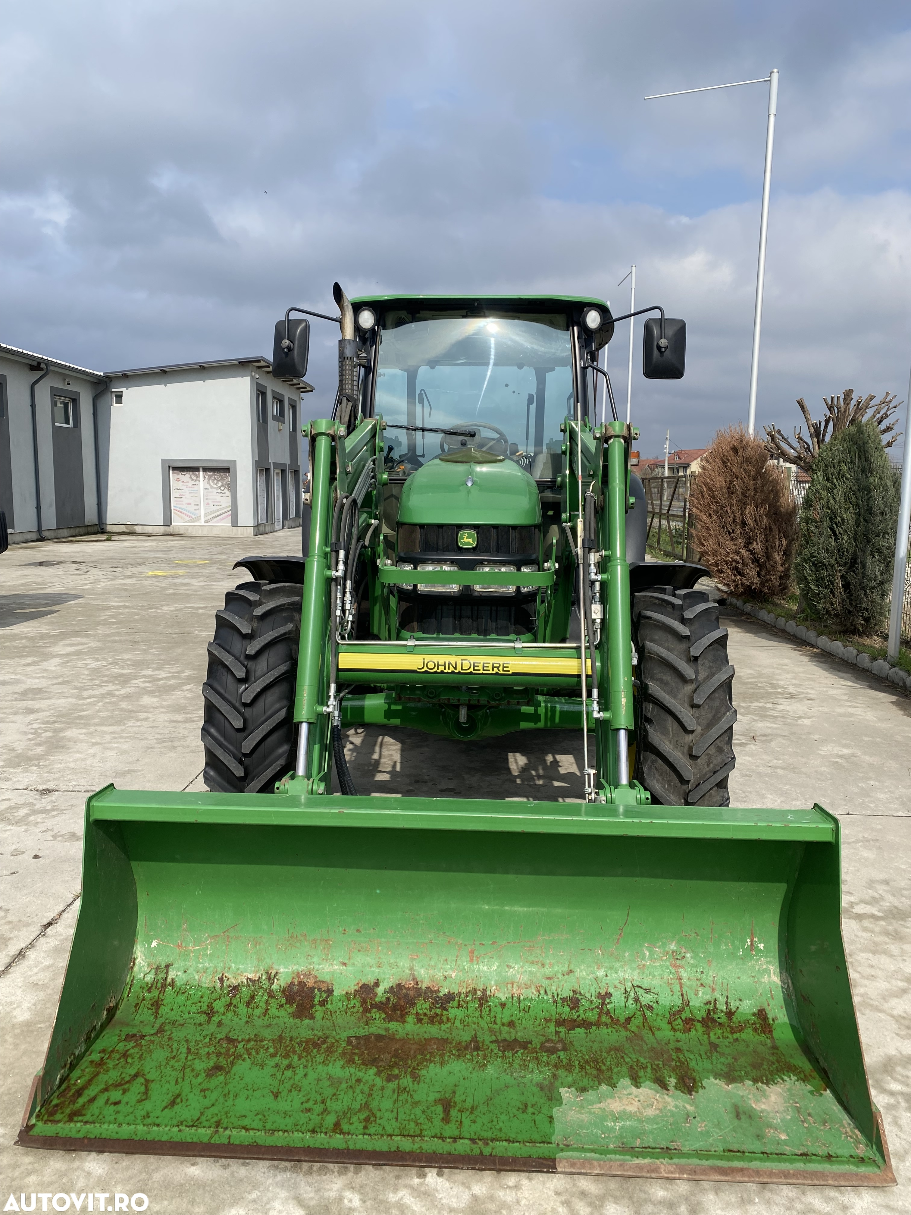 John Deere 5100R - 4