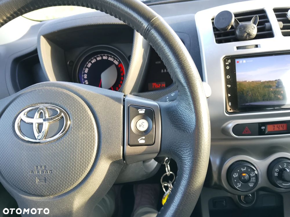 Toyota Urban Cruiser 1.33 Luna EU5 - 11