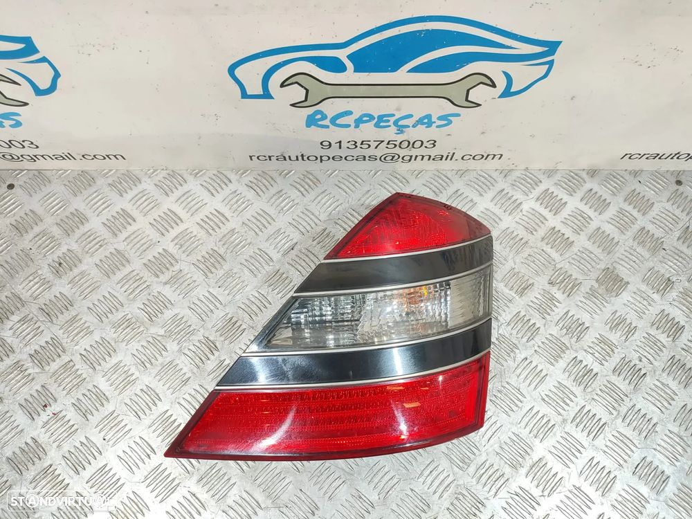 Farolim Direito Traseiro Mercedes Benz Class S W221 A2218200264 - 1