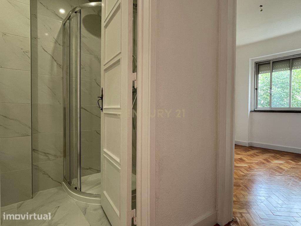 Apartamento T3 para Arrendamento em Benfica - Grande imagem: 5/11