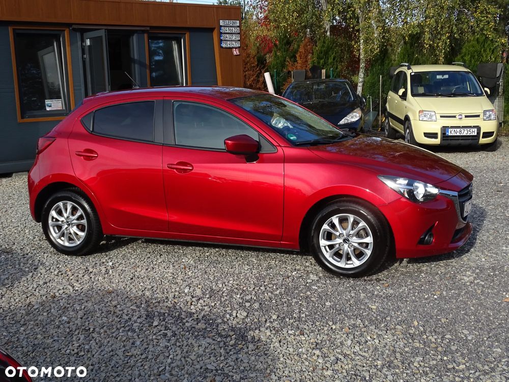 Mazda 2 2015