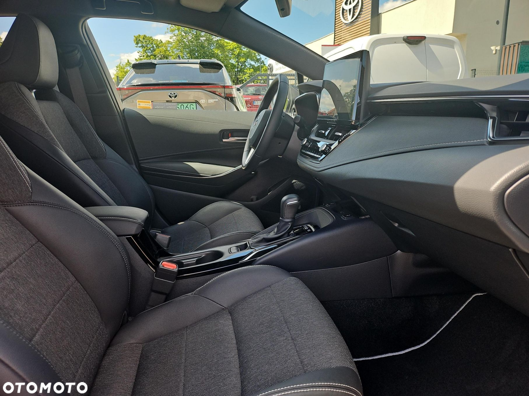 Toyota Corolla - 8