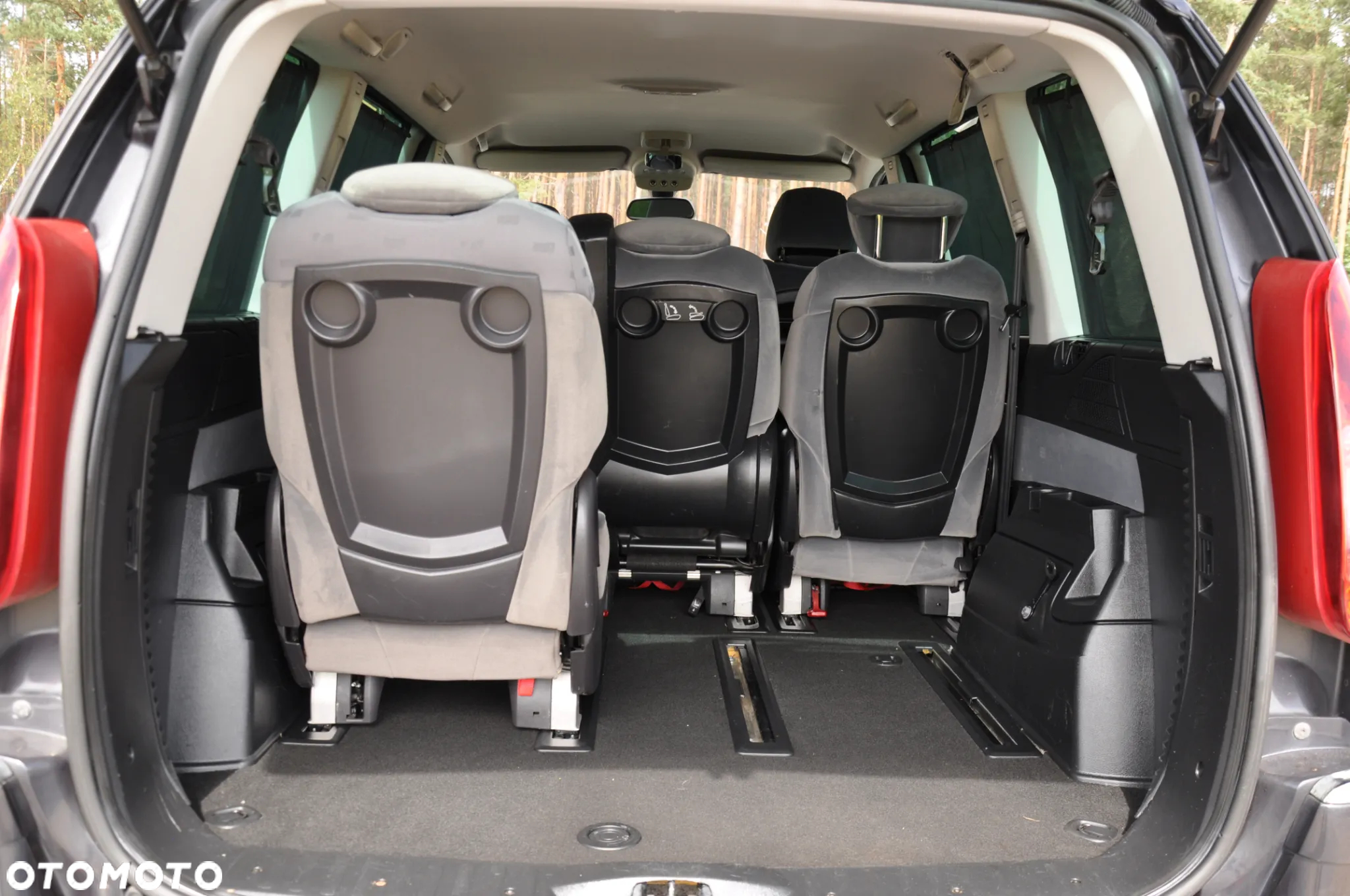 Peugeot 807 HDi 135 Family - 34