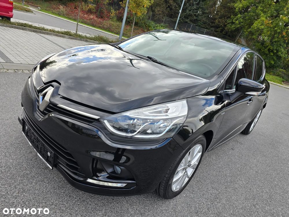 Renault Clio - 36