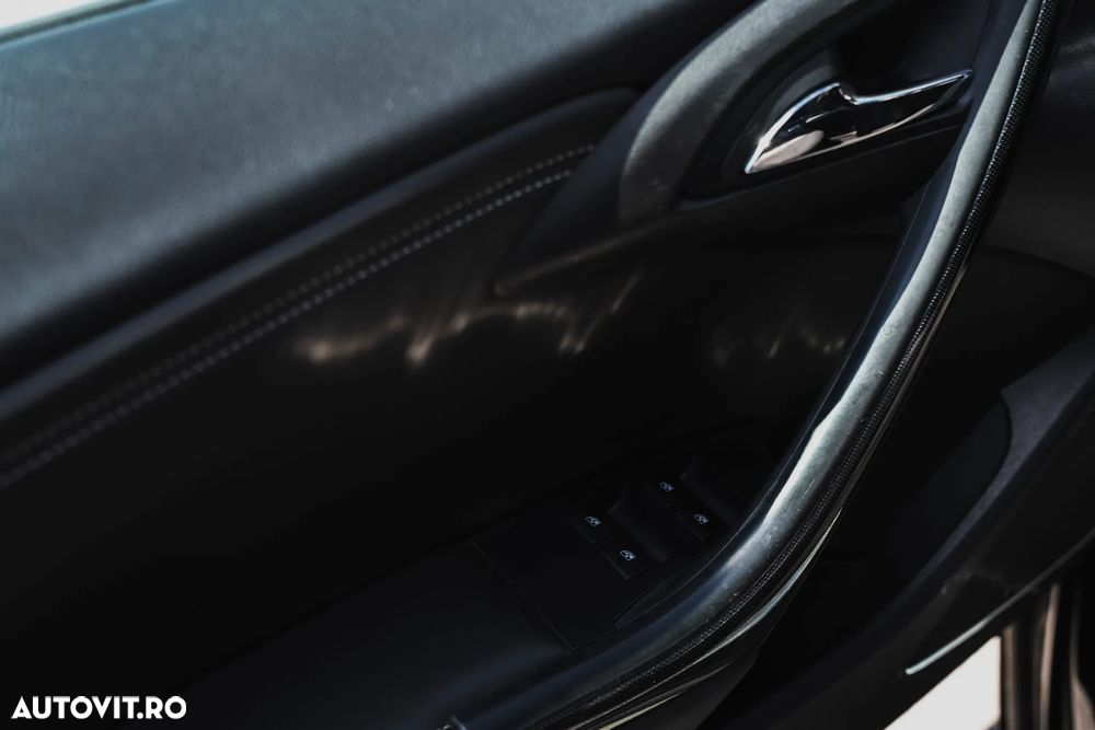 Opel Cascada 1.6 Turbo ECOTEC Start/Stop Cabriolet - 14