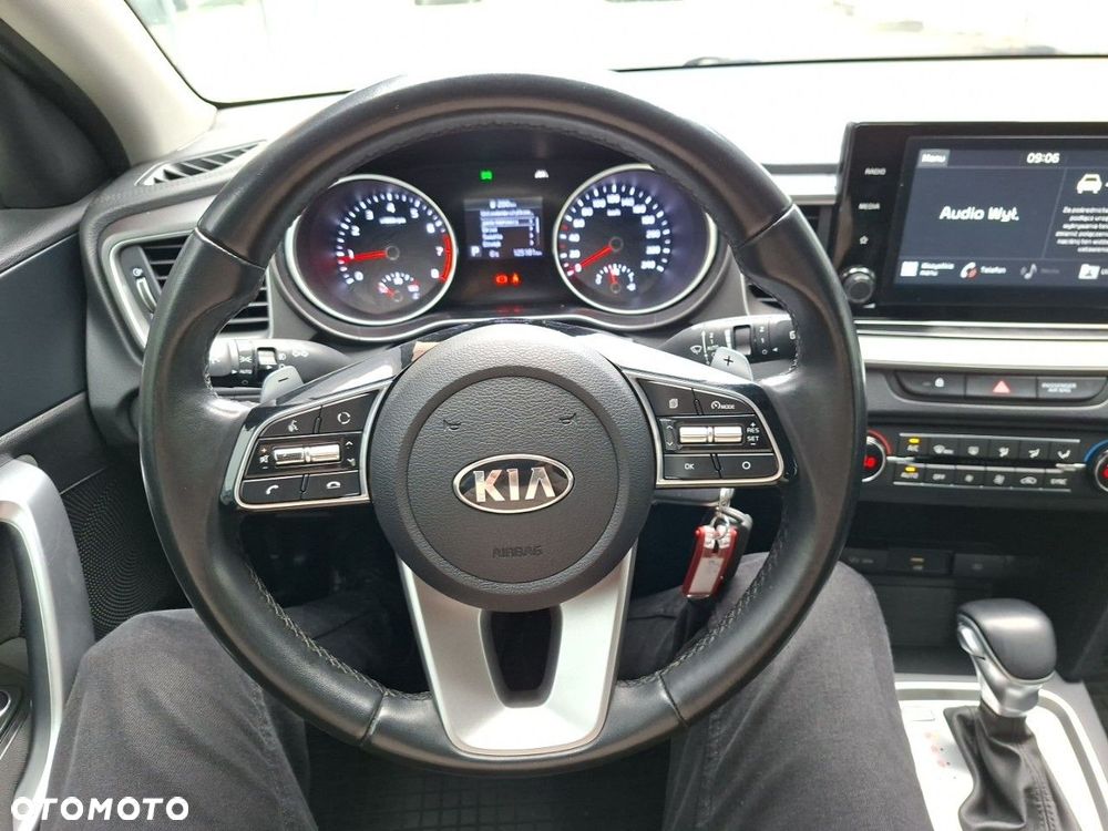 Kia Ceed - 14