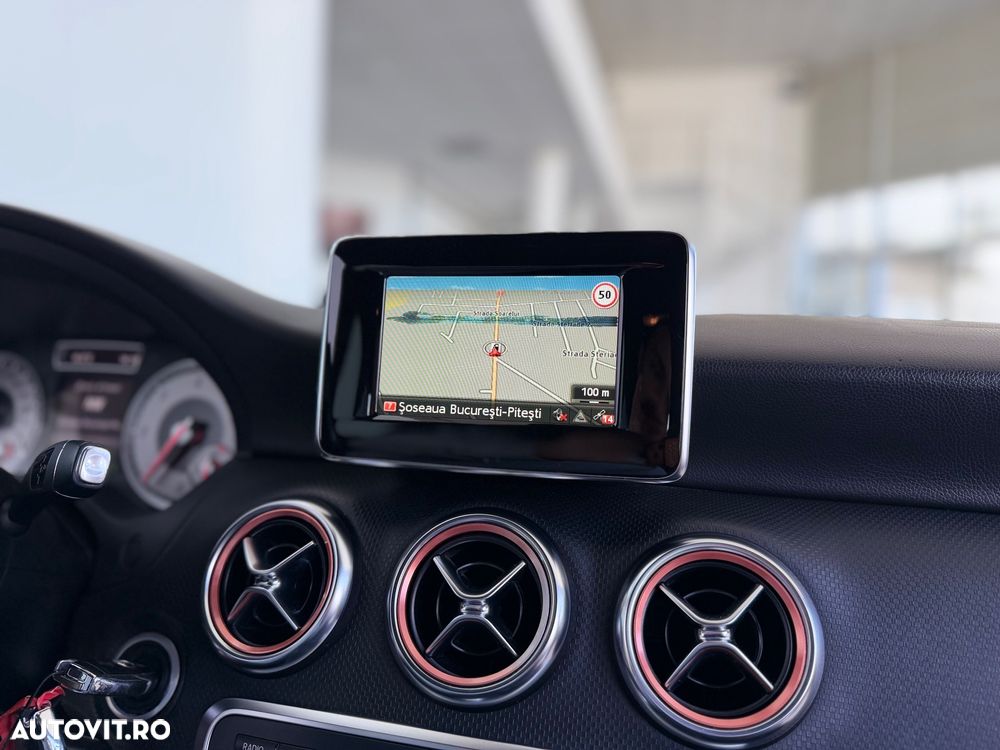 Mercedes-Benz A 180 CDI (BlueEFFICIENCY) 7G-DCT Urban - 23