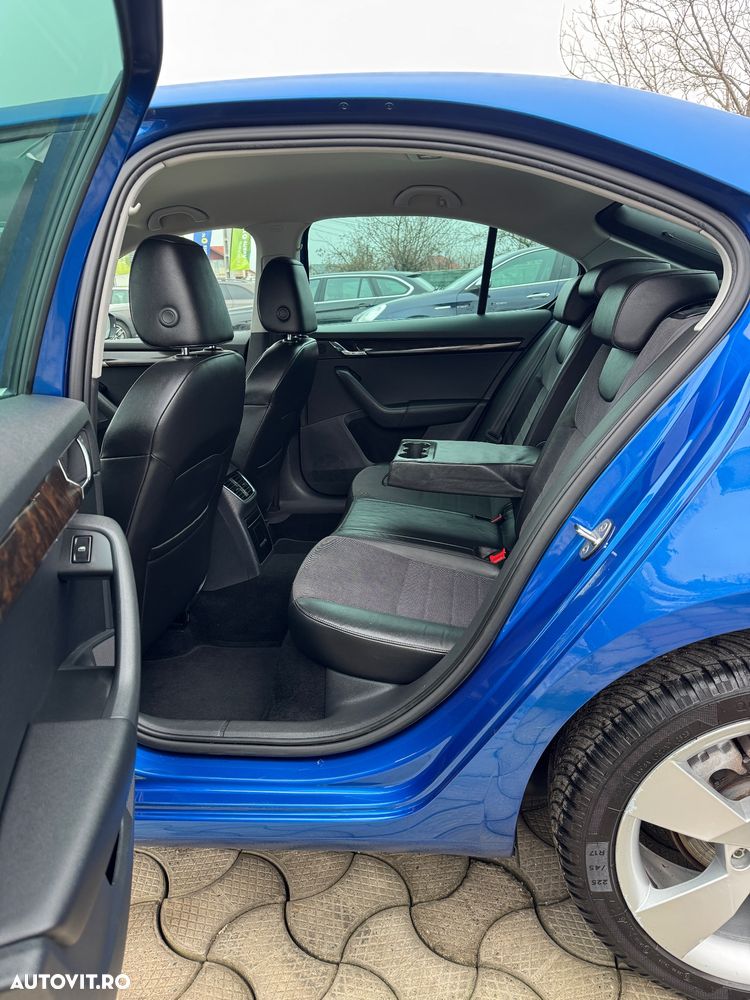 Skoda Octavia 1.6 TDI DPF DSG Sport Edition - 20