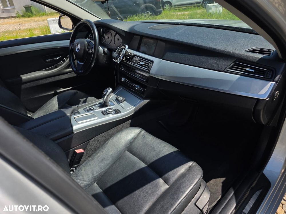 BMW Seria 5 520d Aut. - 10