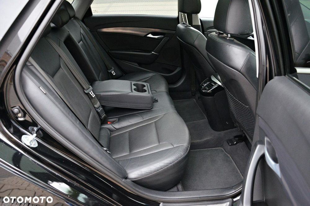 Hyundai i40 1.7 CRDi Premium - 40
