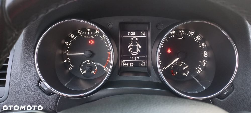 Skoda Yeti 2.0 TDI SCR 4x4 Edition DSG - 24